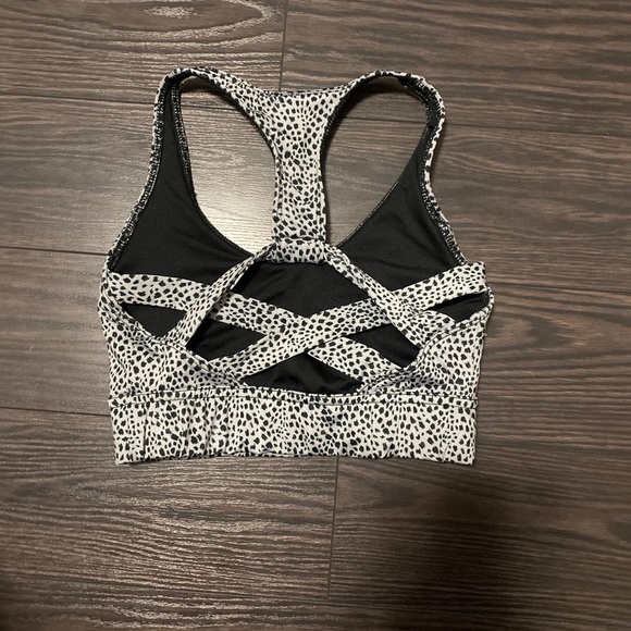 Onzie Sports Bra - Picture 2 of 2
